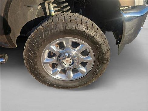 Used 2016 Ford F250 Lariat w/ Lariat Interior Package image 8