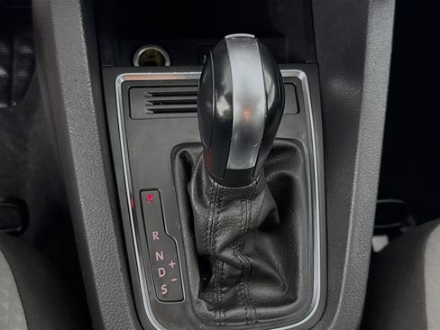Used 2017 Volkswagen Jetta S FWD image 18