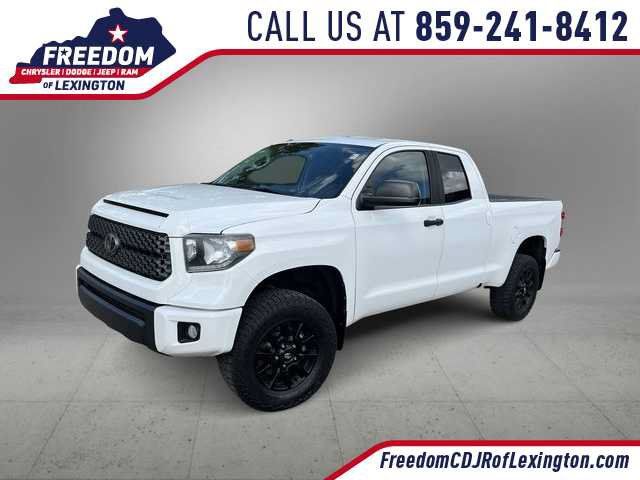 Used 2019 Toyota Tundra SR5 w/ SX Package AWD/4WD image 1