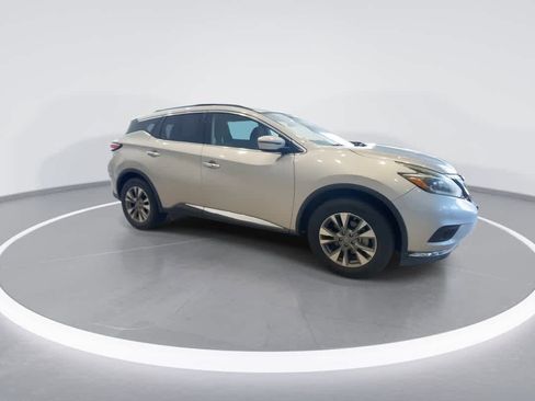 Used 2018 Nissan Murano SV AWD/4WD image 2