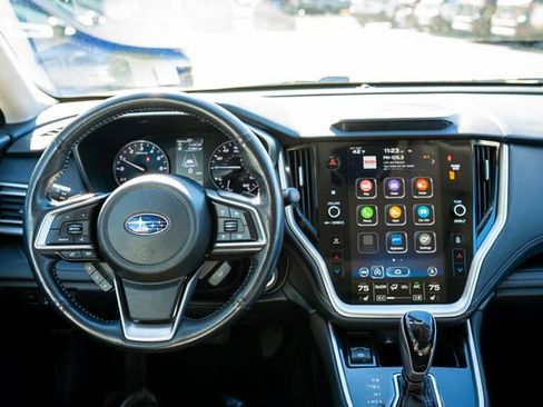 Used 2022 Subaru Outback Limited image 6