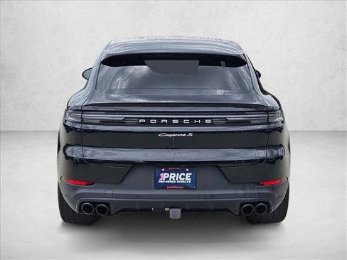 Used 2024 Porsche Cayenne S AWD/4WD image 6