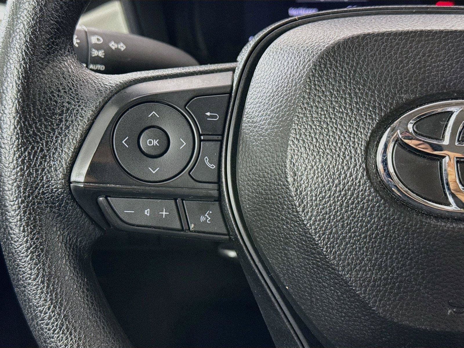 Used 2026 Toyota Corolla LE FWD image 20