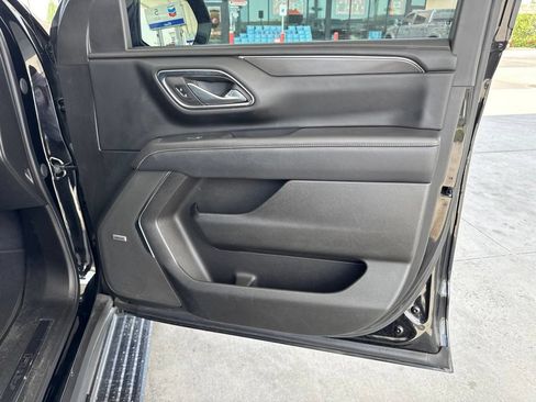 Used 2023 GMC Yukon AT4 w/ AT4 Premium Package AWD/4WD image 28