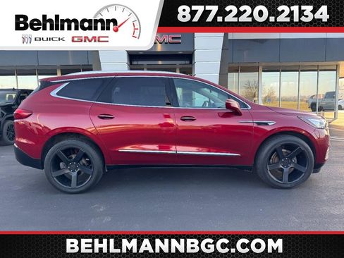 Used 2020 Buick Enclave Essence w/ Sound and Sites Package image 1