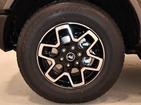 New 2026 Ford Bronco Outer Banks AWD/4WD image 33