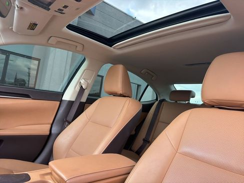 Used 2018 Lexus ES 350 image 16