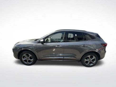 Used 2023 Ford Escape ST-Line w/ Tech Pack #1 AWD/4WD image 5