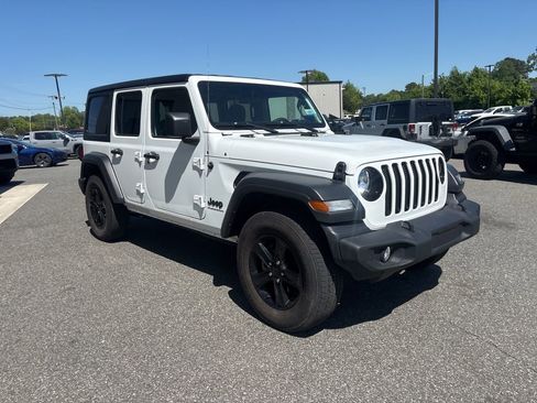 Used 2023 Jeep Wrangler Sport image 9