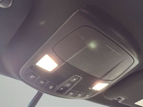 Used 2018 Lincoln MKX Reserve FWD image 22