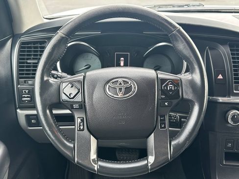 Used 2021 Toyota Sequoia SR5 w/ Premium Package AWD/4WD image 20