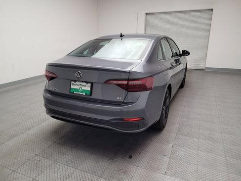 Used 2023 Volkswagen Jetta SE image 7