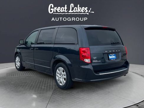 Used 2014 Dodge Grand Caravan SE w/ Quick Order Package 29E SE FWD image 3