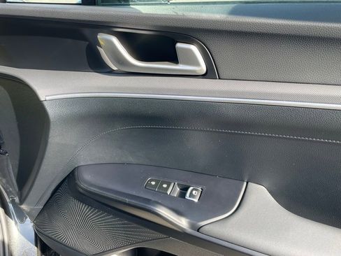 New 2026 Kia K5 LXS FWD image 29