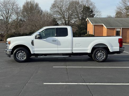 Used 2022 Ford F250 XLT w/ XLT Premium Package image 2