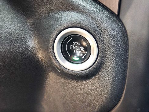 Used 2021 GMC Sierra 1500 AT4 w/ AT4 Preferred Package AWD/4WD image 21