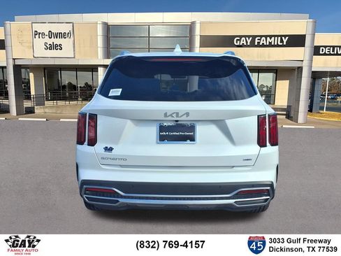 Certified 2024 Kia Sorento SX Prestige w/ Panoramic Sunroof Package AWD/4WD image 19