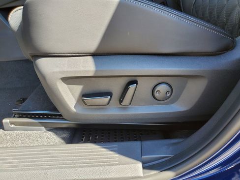 New 2026 Nissan Rogue Platinum image 19