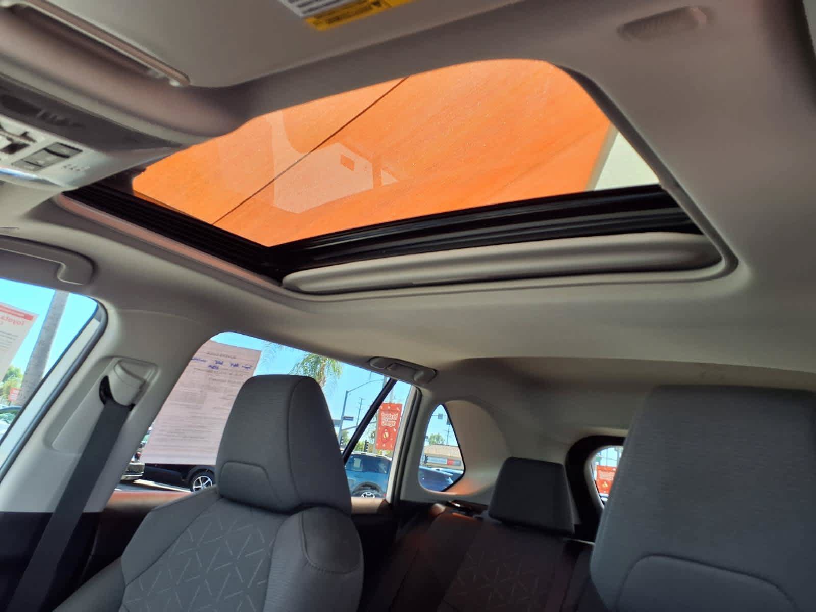 Certified 2025 Toyota RAV4 XLE w/ Convenience Package FWD image 18