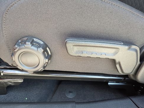 New 2025 Jeep Gladiator Mojave w/ Steel Bumper Group image 15