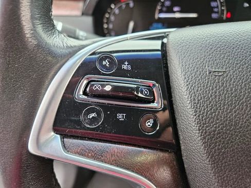 Used 2019 Cadillac XTS Luxury image 27