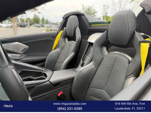 Used 2022 Chevrolet Corvette Stingray Preferred Conv w/ Battery Protection Package RWD image 16