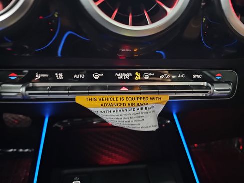 Certified 2025 Mercedes-Benz GLA 250 GLA 250 image 23