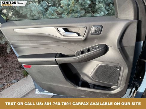 Used 2025 Ford Escape Platinum image 19