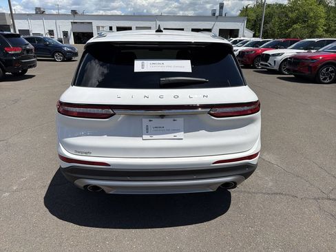 Used 2023 Lincoln Corsair Reserve w/ Equipment Group 201A AWD/4WD image 4