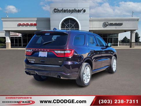 Used 2024 Dodge Durango GT image 3