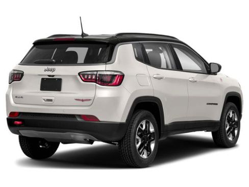 Used 2020 Jeep Compass Trailhawk w/ Cold Weather Group AWD/4WD image 2