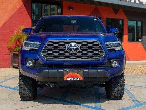 Used 2023 Toyota Tacoma TRD Off-Road w/ Advanced Technology Package AWD/4WD image 2