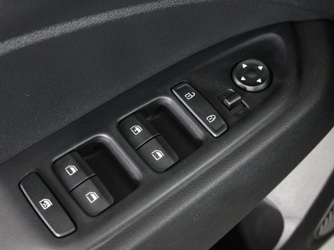 Certified 2026 Hyundai Venue SE FWD image 23