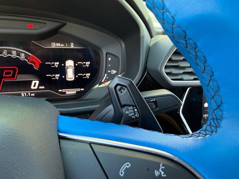 Used 2024 Lamborghini Urus S AWD/4WD image 47