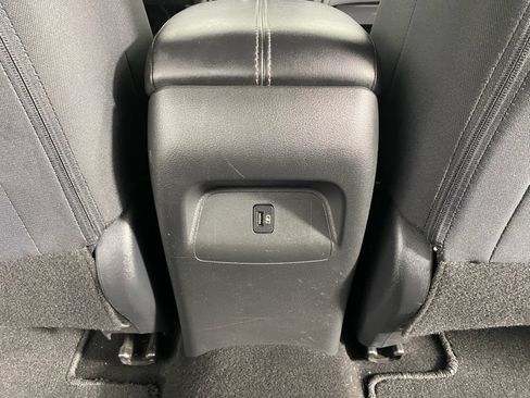 Used 2023 Nissan Sentra SV FWD image 17