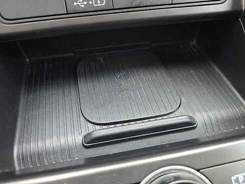 Used 2024 Hyundai Kona N Line image 35