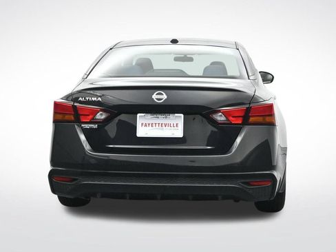 Used 2019 Nissan Altima 2.5 S FWD image 6