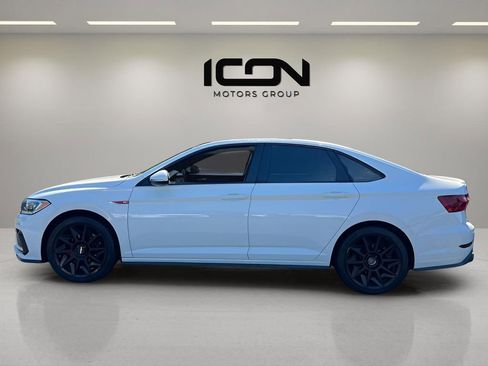 Used 2020 Volkswagen Jetta GLI Autobahn image 4