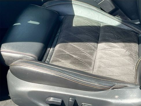 Used 2022 Nissan Maxima SR w/ Sport Mat Group image 20