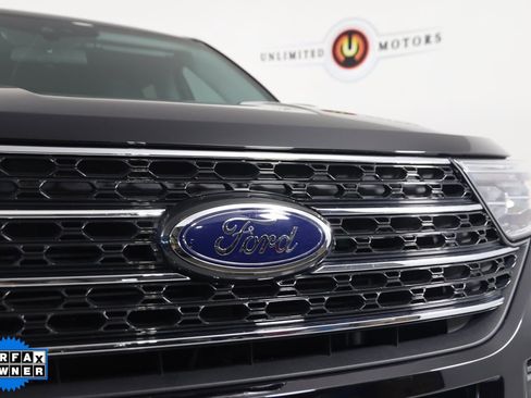 Used 2022 Ford Explorer XLT image 19