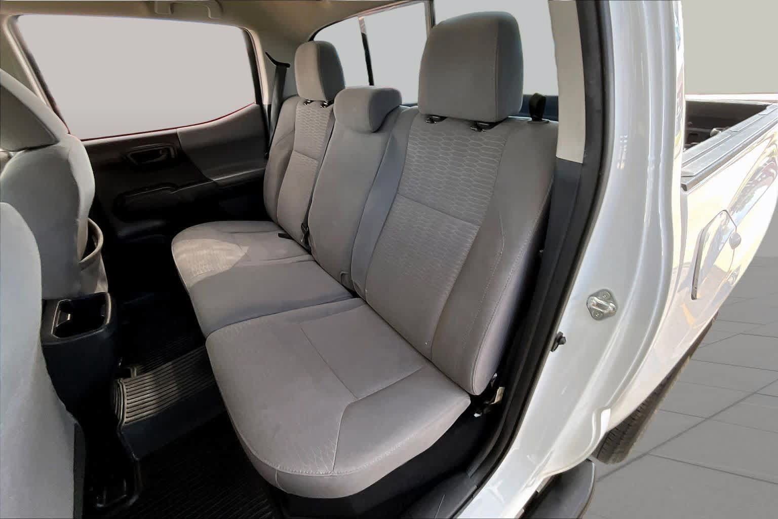Used 2018 Toyota Tacoma SR w/ SR Convenience Package RWD image 19