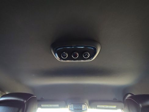 Used 2019 Dodge Durango GT image 37