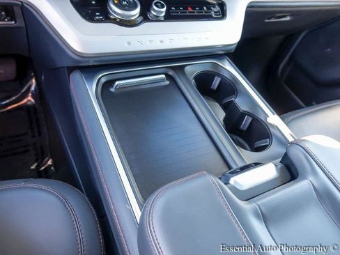 Certified 2025 Ford Expedition Active AWD/4WD image 22