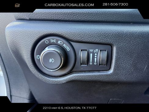 Used 2021 Chrysler Pacifica Touring w/ S Appearance Package FWD image 21