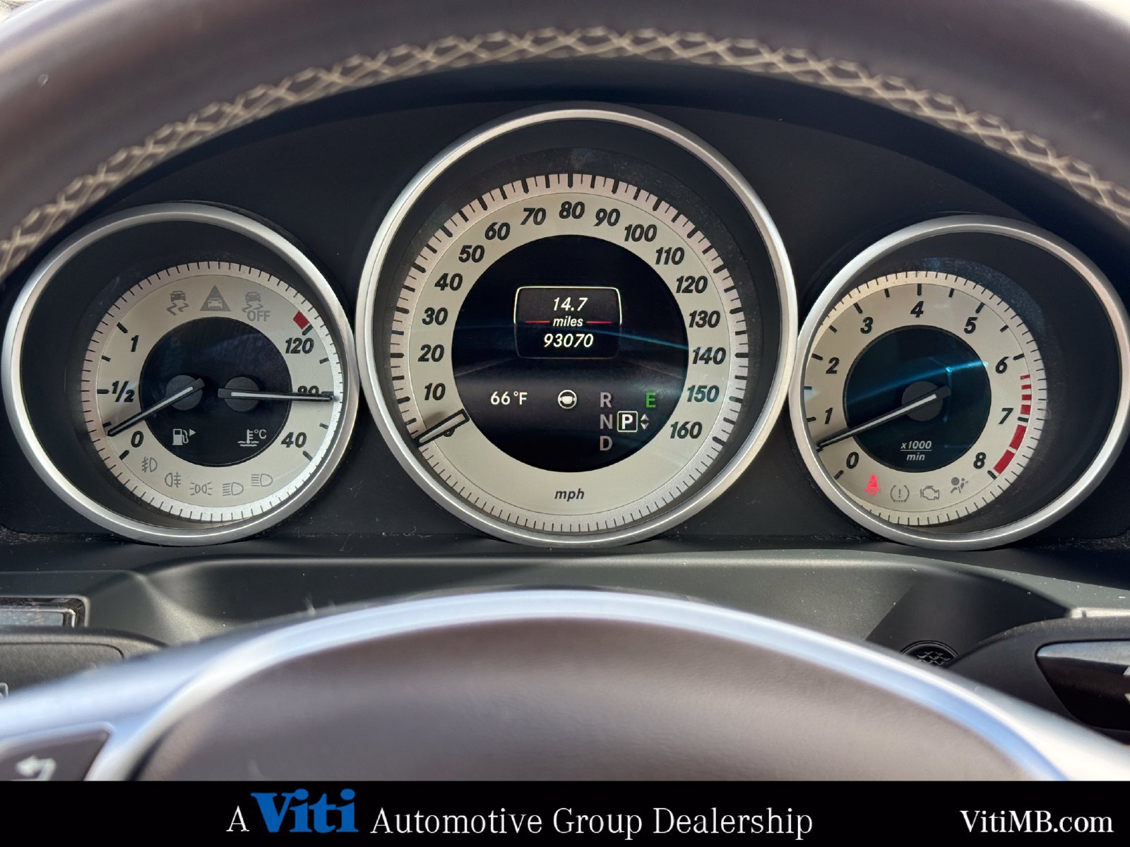 Used 2016 Mercedes-Benz E 350 4MATIC Sedan image 33