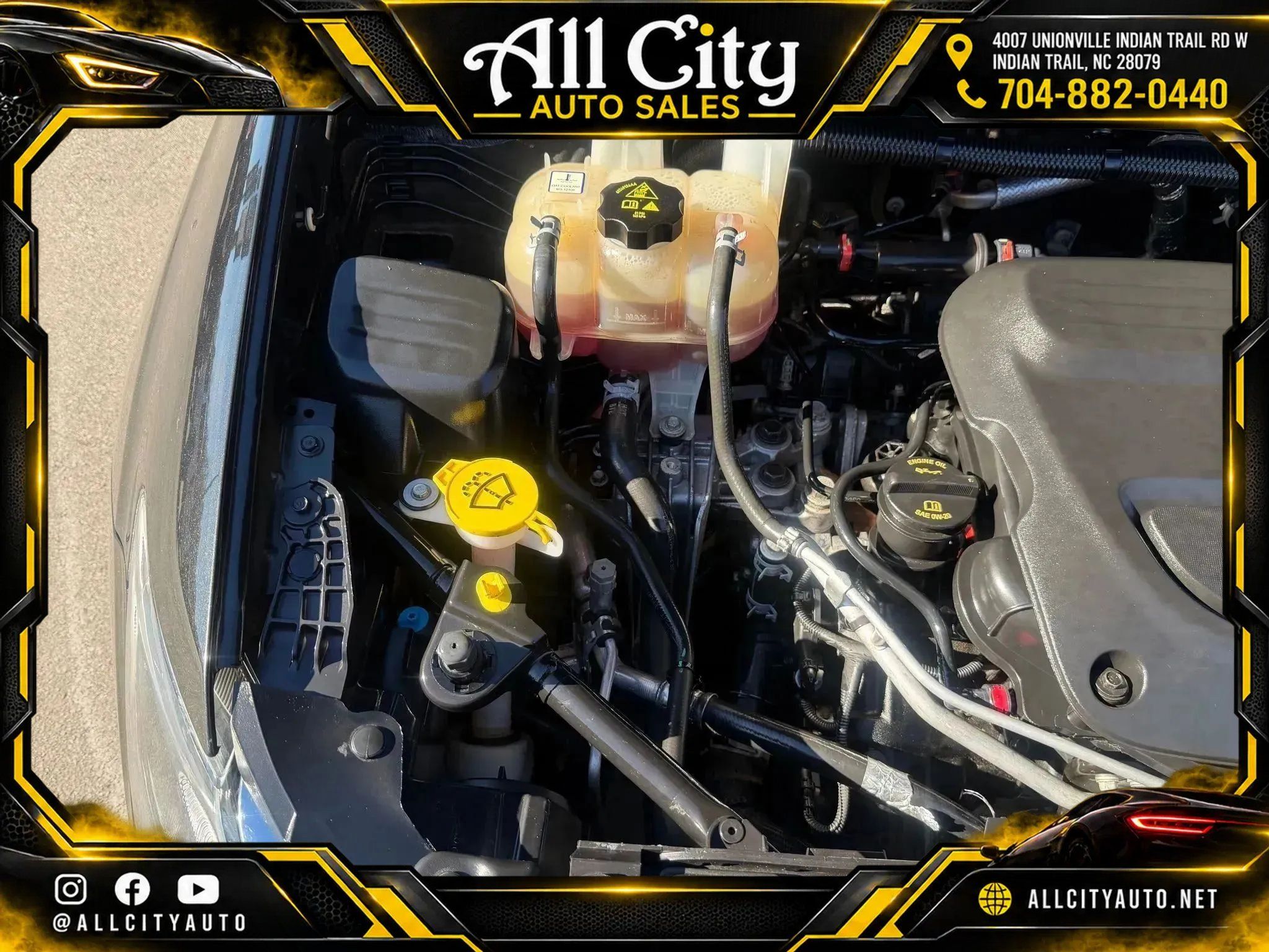 Used 2020 Chrysler Voyager Lxi FWD image 41