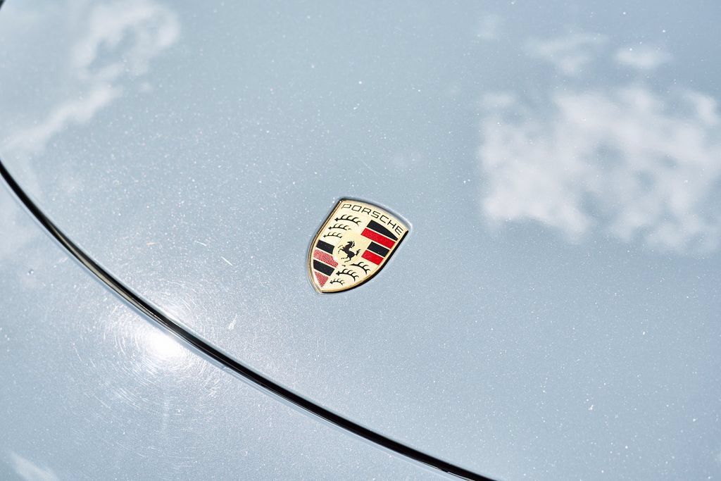 Used 2017 Porsche 911 Carrera 4S AWD/4WD image 6