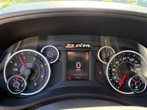 New 2026 RAM 2500 Tradesman AWD/4WD image 7