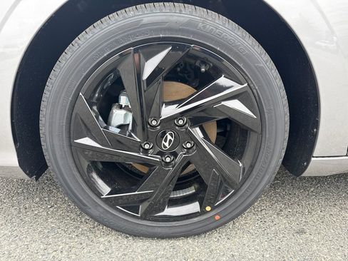 New 2026 Hyundai Elantra SEL Sport image 13