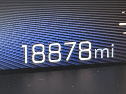 Used 2023 Chevrolet Colorado Z71 w/ Z71 Convenience Package 2 image 12